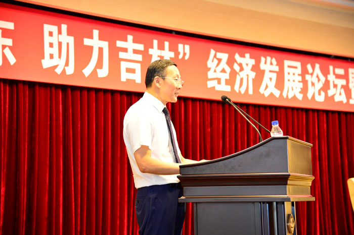 蘭舍硅藻泥捐款200萬(wàn)元精準(zhǔn)扶貧